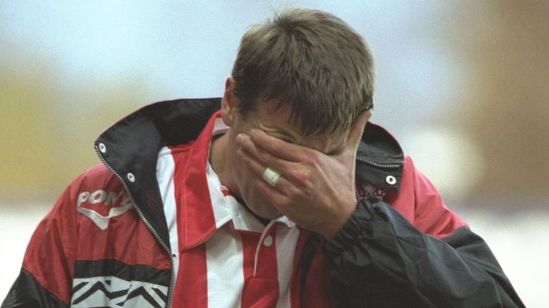 Matt Le Tissier trudges off after the 2-0 defeat to Leeds in November 1996