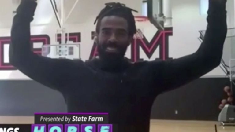 Mike Conley celebrates his victory in the quarter-finals of the NBA HORSE challange