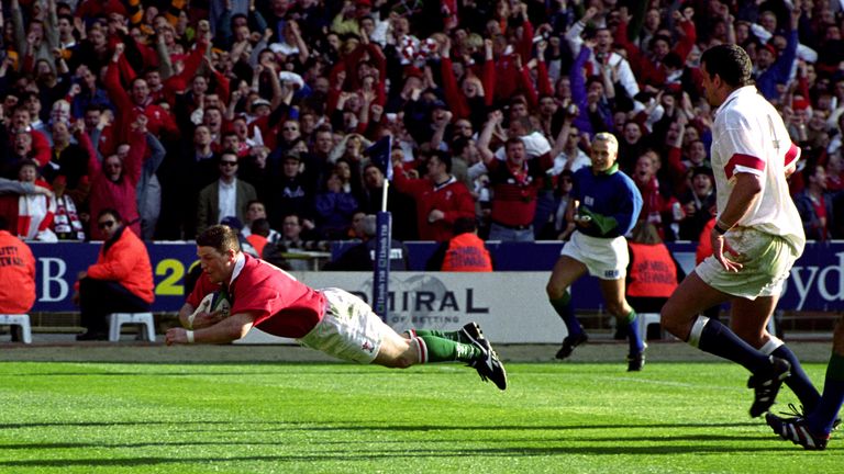 Wales' Scott Gibbs scores the  winning try at against England  at Wembley in 1999