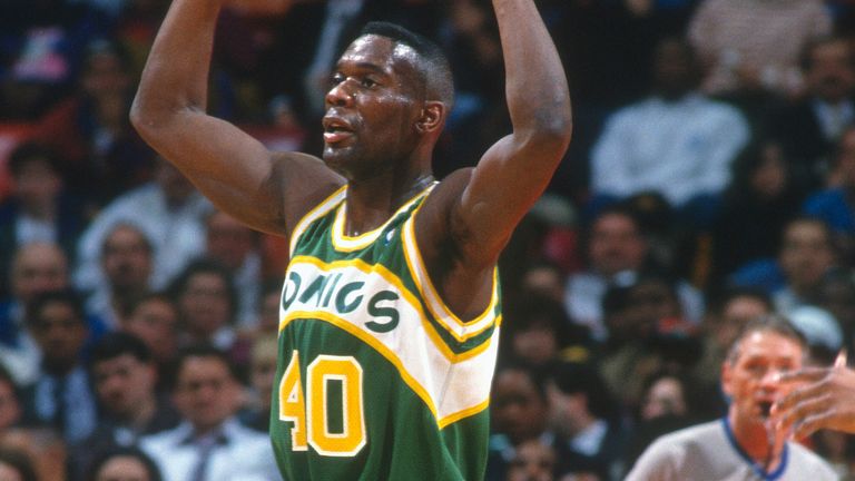 Shawn Kemp in action for the Seattle Supersonics