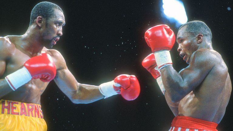 Hearns también compartió el anillo dos veces con Sugar Ray Leonard 