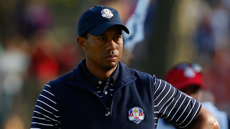 Tiger Woods no ganó ninguno de sus cuatro partidos y participó en una sesión por primera vez.