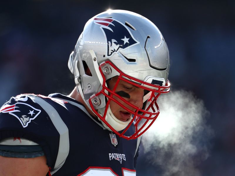 Patriots trade tight end Rob Gronkowski to Buccaneers for this