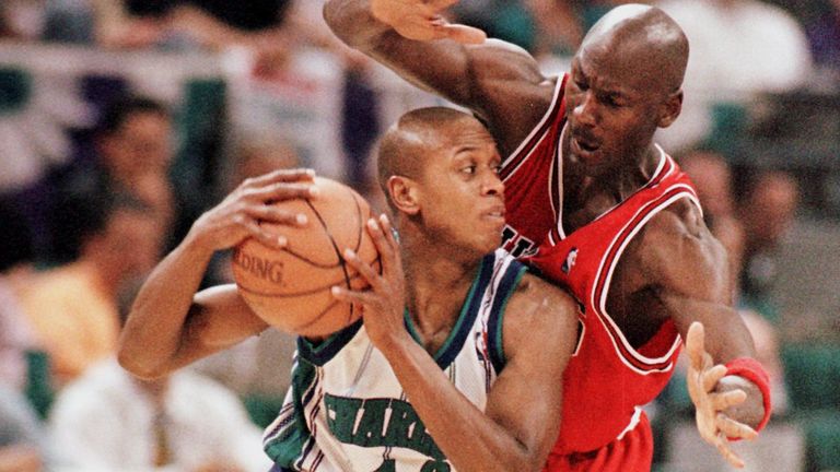 Last Dance: Michael Jordan just wanted to be one of the guys, says BJ  Armstrong, NBA News