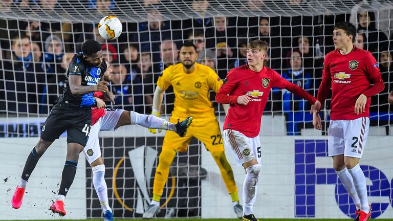 (L-R) Emmanuel Bonaventure Dennis of Club Brugge, Juan Mata of Manchester United, goalkeeper Sergio Romero of Manchester United, Brandon Williams of Manchester United, Victor Lindelof of Manchester United during the UEFA Europa League round of 32 first leg match between Club Brugge KV and Manchester United FC at Jan Breydel stadium on February 20, 2020 in Bruges, Belgium(Photo by ANP Sport via Getty Images)