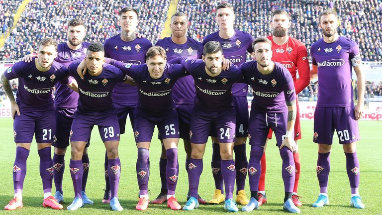 FLORENCE, ITALY - FEBRUARY 08: ACF Fiorentina poses during the Serie A match between ACF Fiorentina and Atalanta BC at Stadio Artemio Franchi on February 8, 2020 in Florence, Italy. (Photo by Gabriele Maltinti/Getty Images)