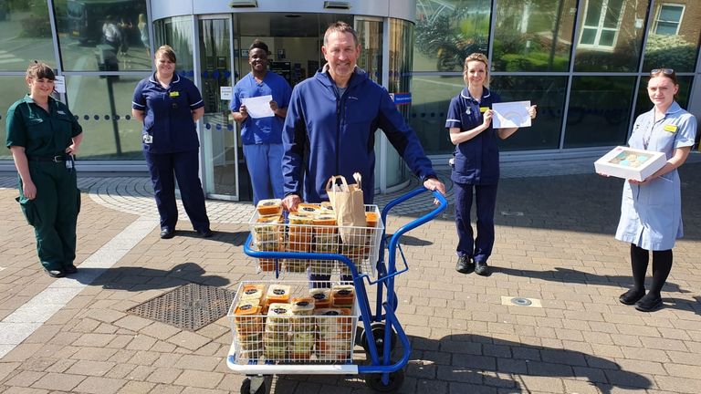 Former England captain Graham Gooch delivers food to NHS workers (Pic credit Essex CCC)
