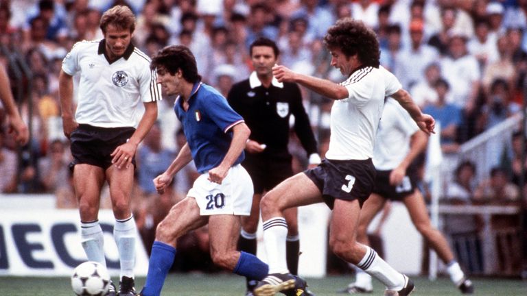 1982年，保罗·罗西帮助意大利在伯纳乌赢得了世界杯冠军