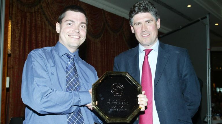 Chris ha ganado numerosos premios gracias a su leal apoyo QPR