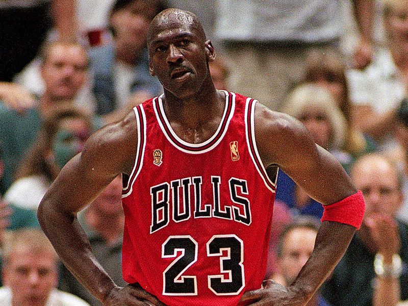 Three-time NBA Champion BJ Armstrong on Playing With Michael Jordan, the  Bulls Dynasty, NBA Playoffs 
