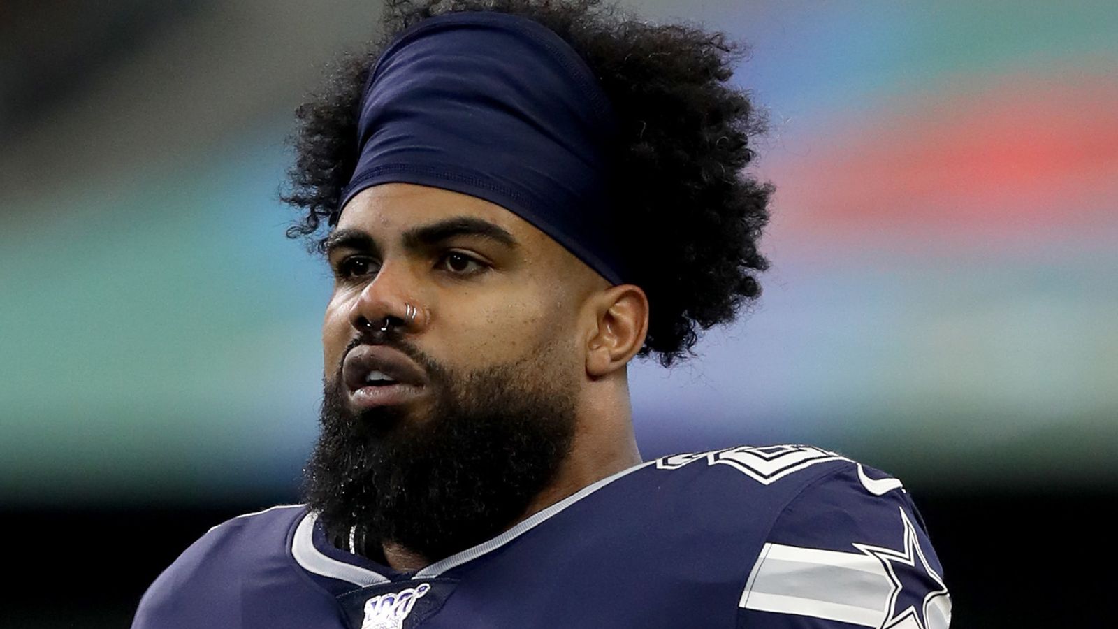 Ezekiel Elliott Dallas Cowboys running back recovering from