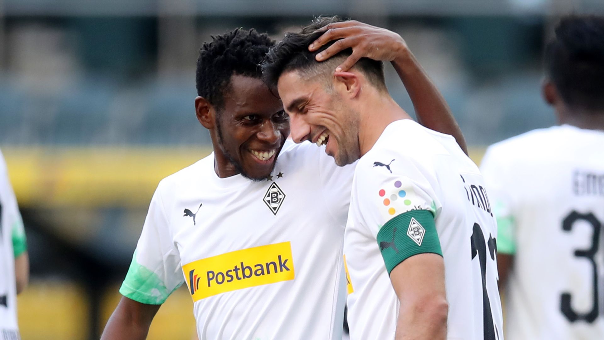 European round-up: Gladbach stay in CL hunt