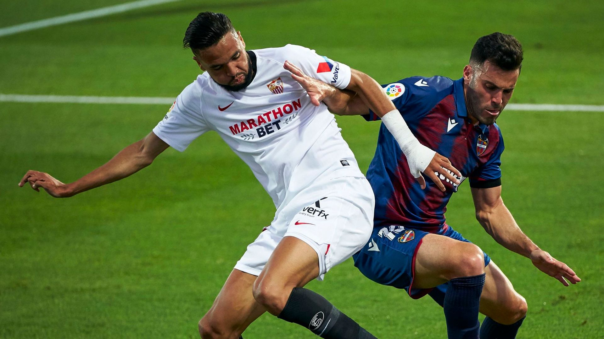 La Liga: Levante strike late to thwart Sevilla