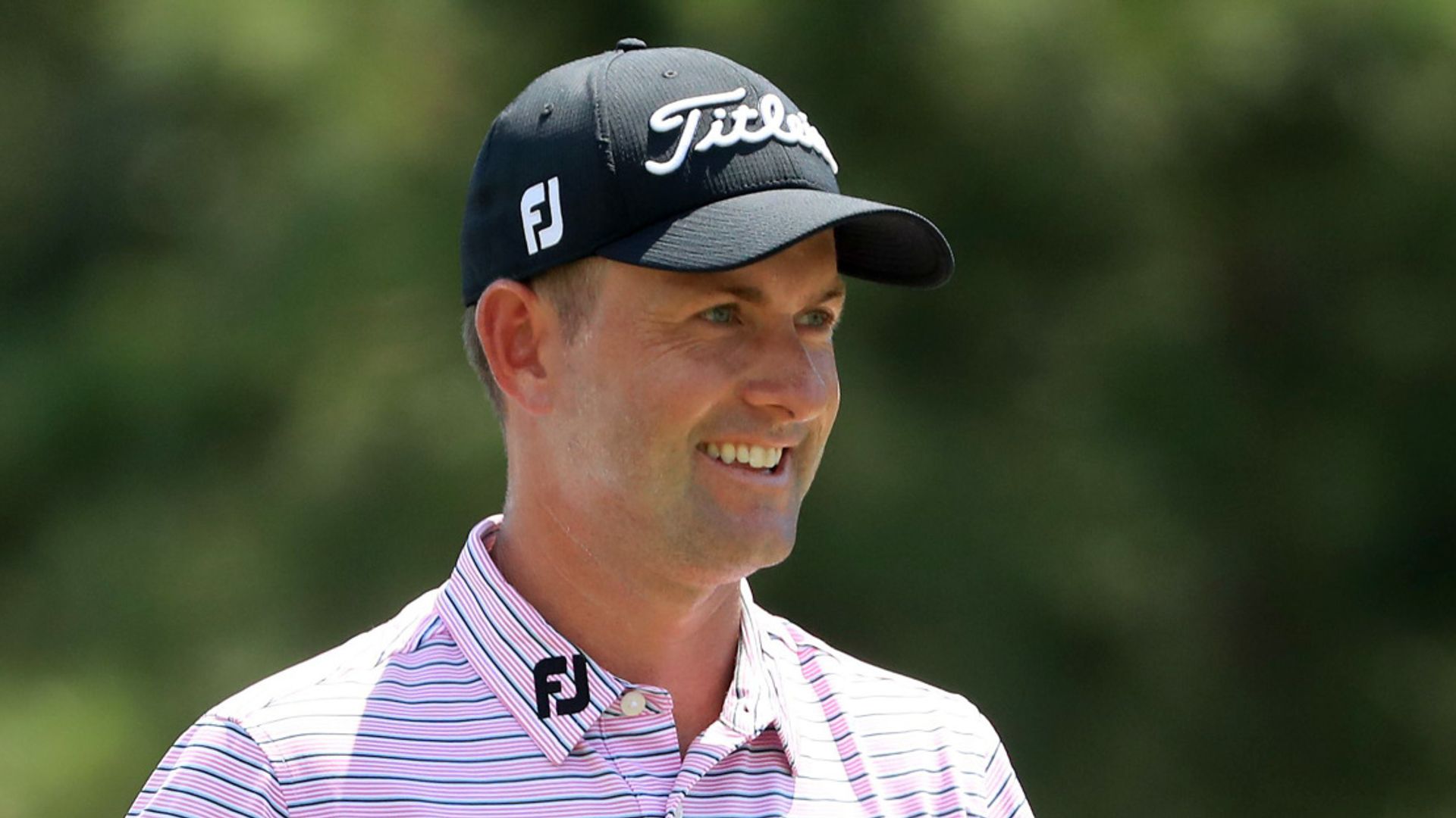 Simpson leads as McIlroy battles back at Heritage