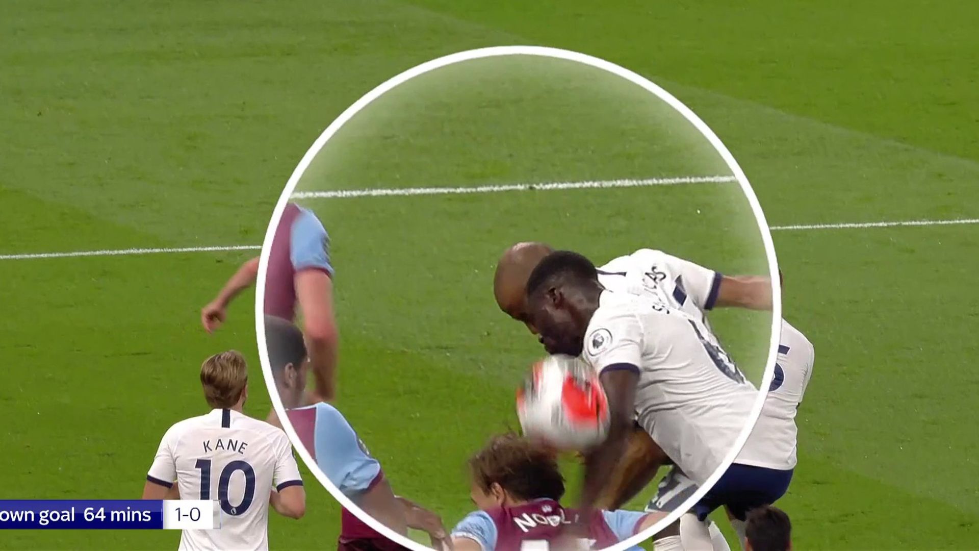 Moyes fuming with VAR: 'I can't believe it'