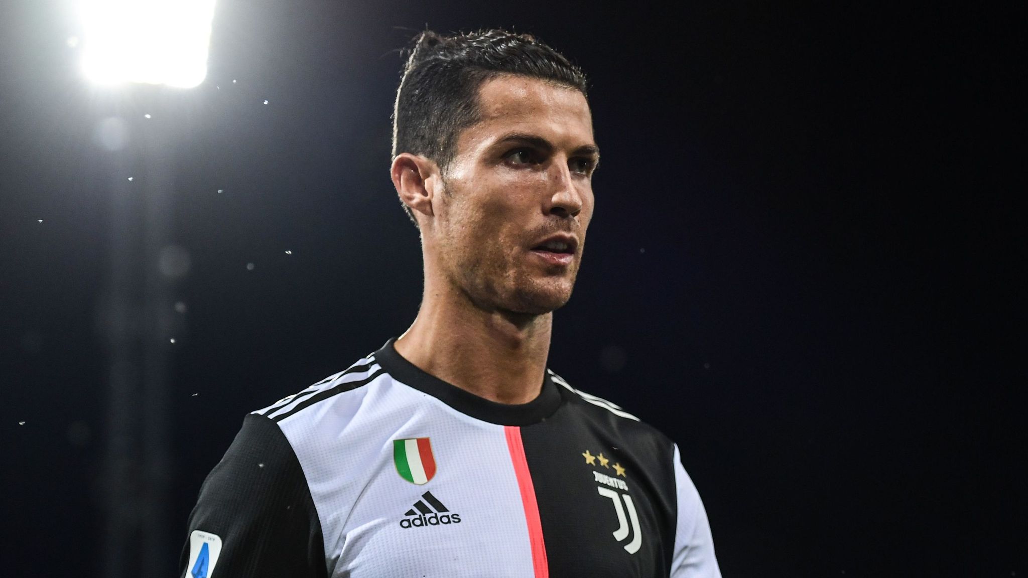 Champions League: Ronaldo Scores A Stunner As Juventus Lose 3-0