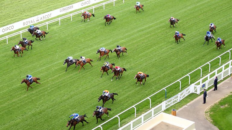 Motakhayyel wins the opener at Royal Ascot