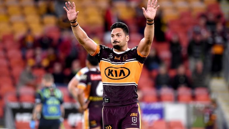  Alex Glenn of the Broncos