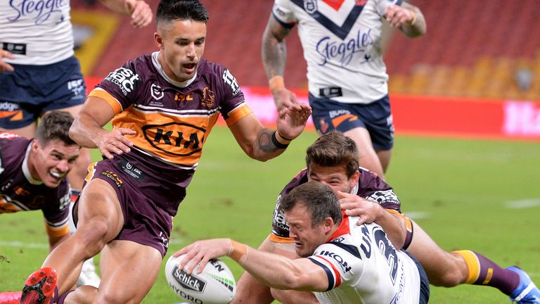 BRISBANE, AUSTRALIA - JUNE 04: during the round four NRL match between the Brisbane Broncos and the Sydney Roosters at Suncorp Stadium on June 04, 2020 in Brisbane, Australia. (Photo by Bradley Kanaris/Getty Images)