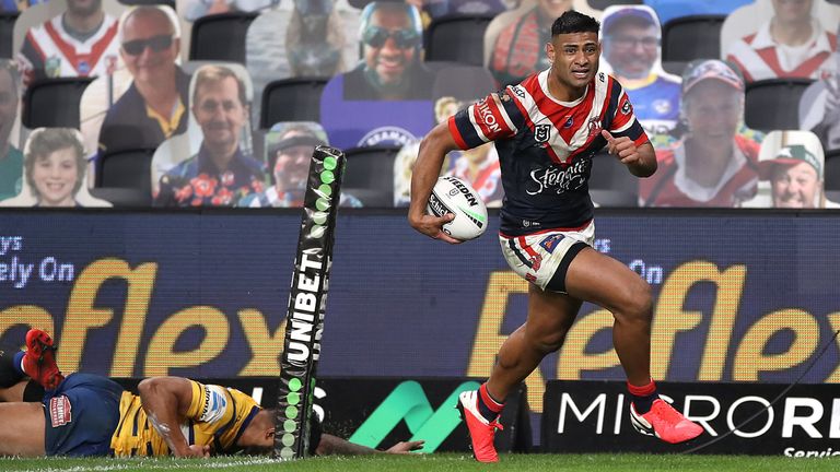 SYDNEY, AUSTRALIA - JUNE 20: Daniel Tupou of the Roosters scores a try during the round six NRL match between the Sydney Roosters and the Parramatta Eels at Bankwest Stadium on June 20, 2020 in Sydney, Australia. (Photo by Mark Kolbe/Getty Images)