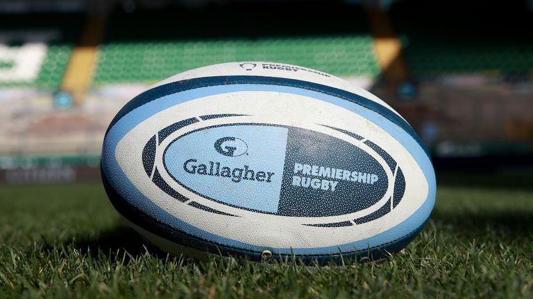 GALLAGHER RUGBY ENGLISH PREMIERSHIP ADULTS SIZE = 60mm BLUE LETTER C 