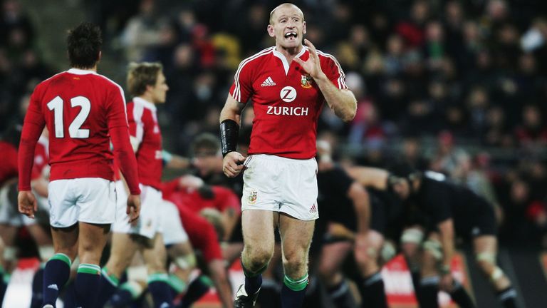  Gareth Thomas captain of the Lions in action during the second test match between New Zealand All Blacks and British and Irish Lions at the Westpac Stadium on July 2, 2005 in Wellington, New Zealand. 