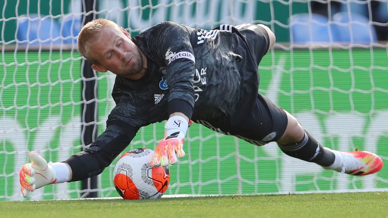 Kasper Schmeichel saves Neal Maupay&#39;s penalty in Leicester&#39;s Premier League clash with Brighton 