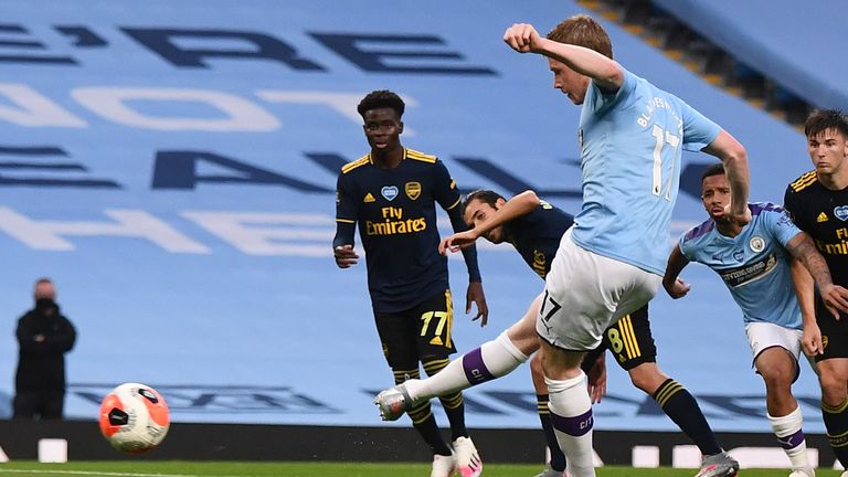 Kevin De Bruyne puts Manchester City 2-0 up against Arsenal from the penalty spot