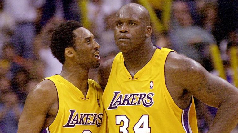 Kobe Bryant encourages Lakers team-mate Shaquille O&#39;Neal during the 2000 Western Conference Finals