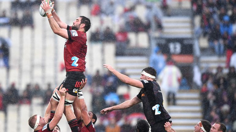 Sam Whitelock wins a lineout