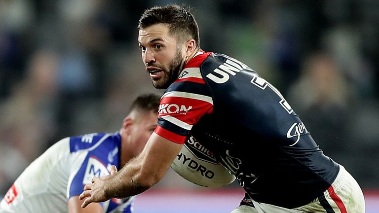 SYDNEY, AUSTRALIA - JUNE 15: James Tedesco of the Roosters makes a break during the round five NRL match between the Canterbury Bulldogs and the Sydney Roosters at Bankwest Stadium on June 15, 2020 in Sydney, Australia. (Photo by Mark Metcalfe/Getty Images)