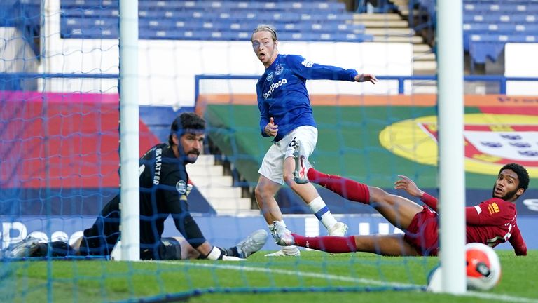 Tom Davies hits the post for Everton against Liverpool