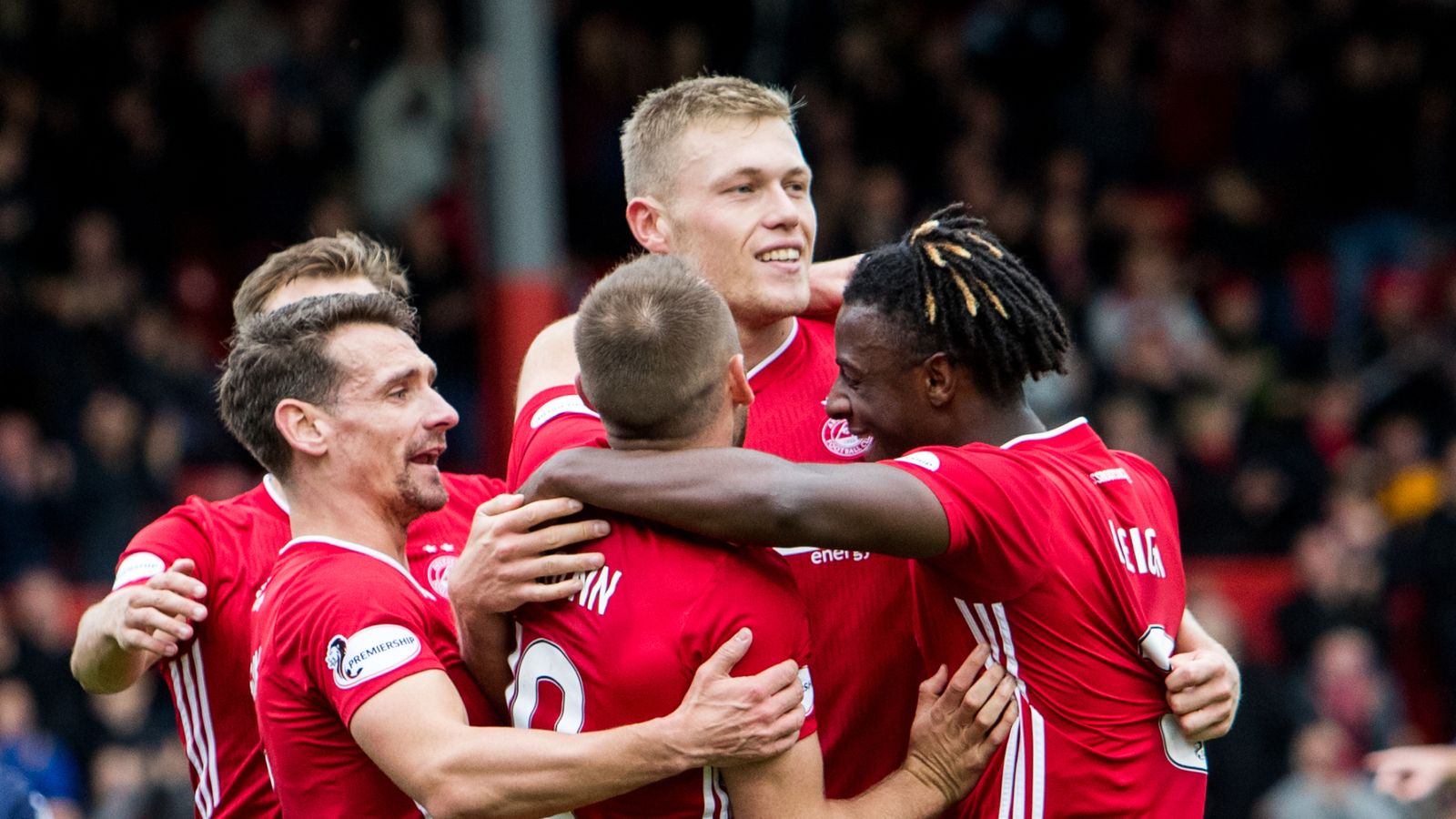 Aberdeen Players, Staff And Management Take Pay Cut To Save Club £1m ...