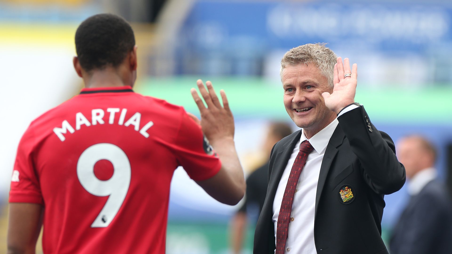 Foxes' slide gives Man Utd, Chelsea launchpad