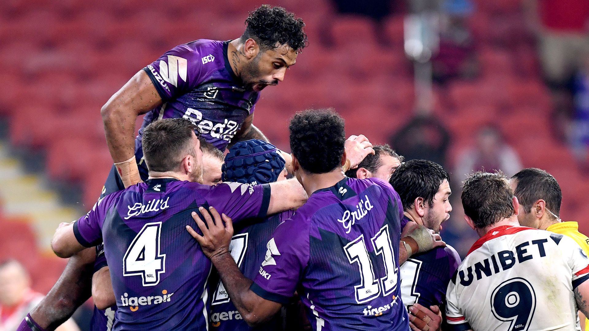 Storm edge Roosters in thriller