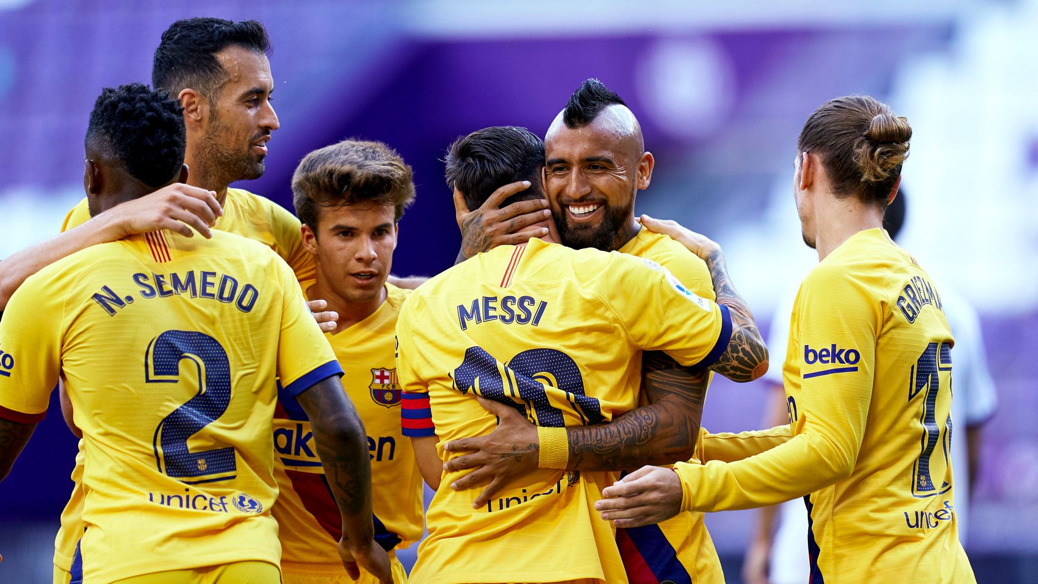 Lionel Messi S 20th Assist Helps Barcelona Past Valladolid European Round Up Football News Sky Sports