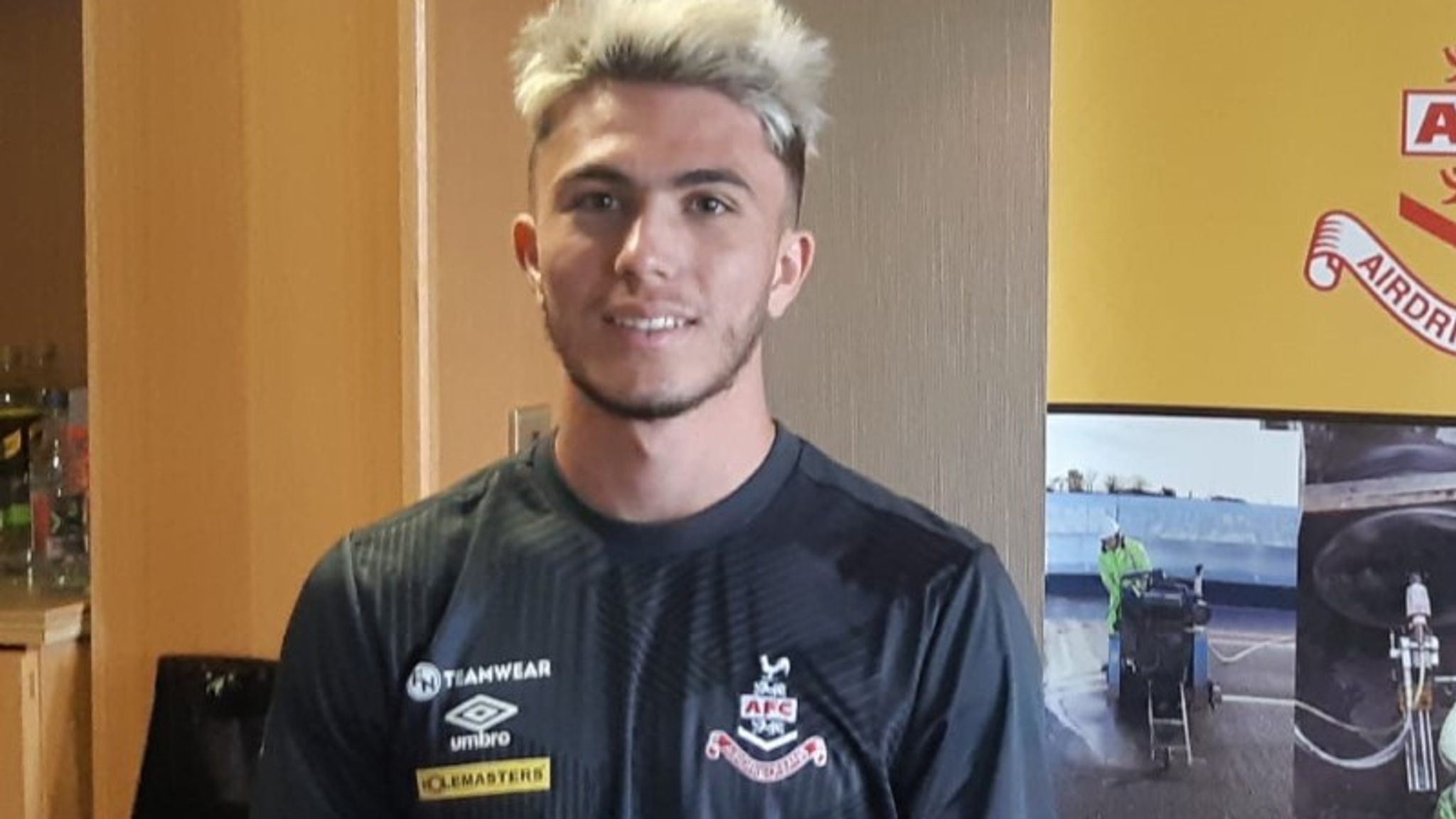 Thomas Robert: Laurent Robert's son signs for Airdrieonians | Football News  | Sky Sports