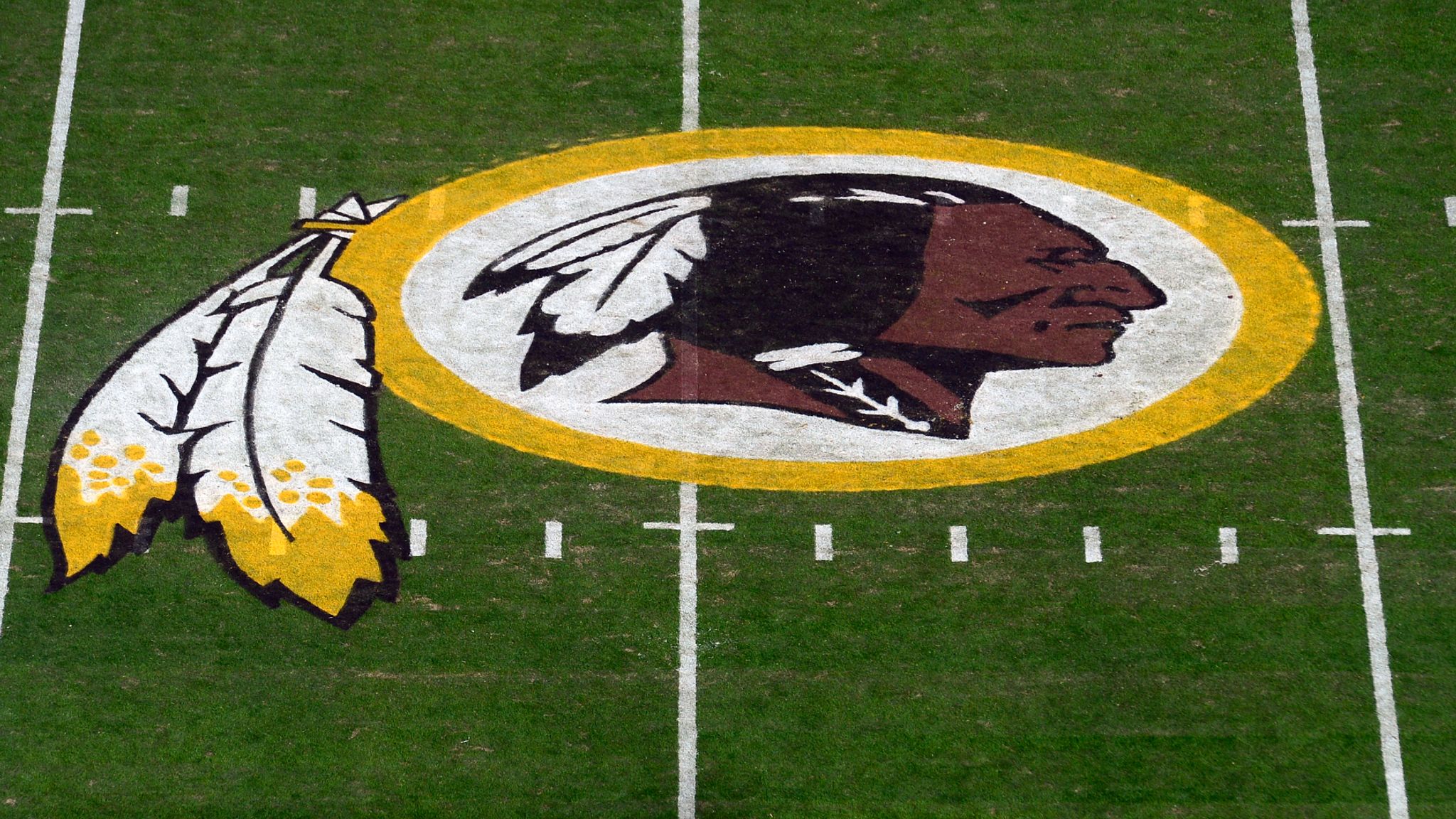 removes products with Washington Redskins logo, NFL News