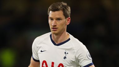 Image of Jan Vertonghen left Spurs to join Benfica after his contract expired