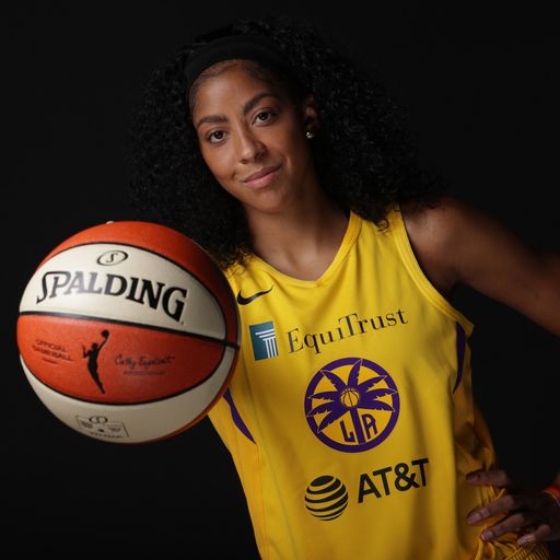 Samuelson, Anigwe re-join with LA Sparks 