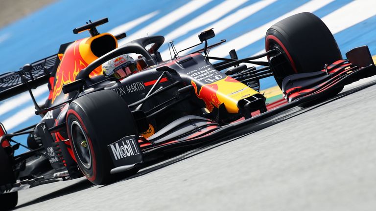 Red Bull&#39;s Thai driver Alex Albon steers his car during the second practice session at the Austrian Formula One Grand Prix on July 3, 2020 in Spielberg, Austria