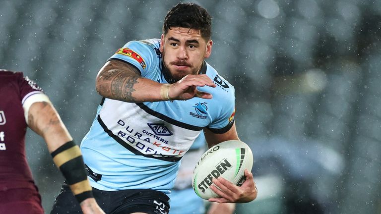 GOSFORD, AUSTRALIA - JUNE 28: Braden Hamlin-Uele of the Sharks runs the ball during the round seven NRL match between the Manly Sea Eagles and the Cronulla Sharks at Central Coast Stadium on June 28, 2020 in Gosford, Australia. (Photo by Cameron Spencer/Getty Images)