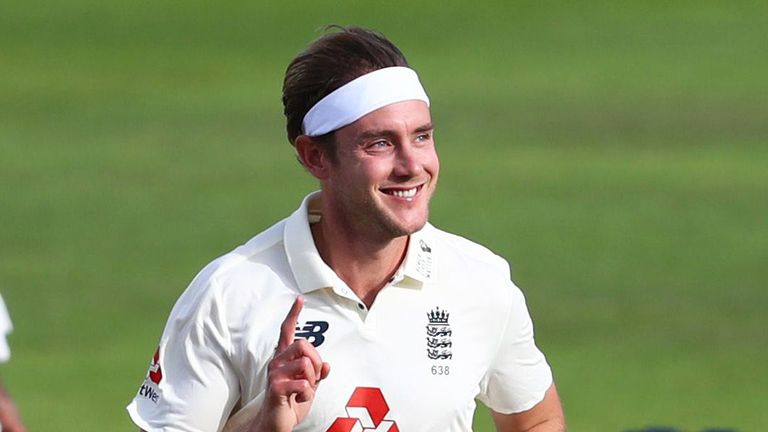 Stuart Broad&#39;s dismissal of Kemar Roach during the third Test at Old Trafford took his tally of England wickets to 499