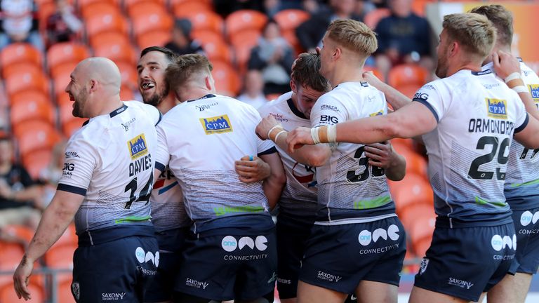 Featherstone Rovers want to replace Toronto Wolfpack in this season's Super League