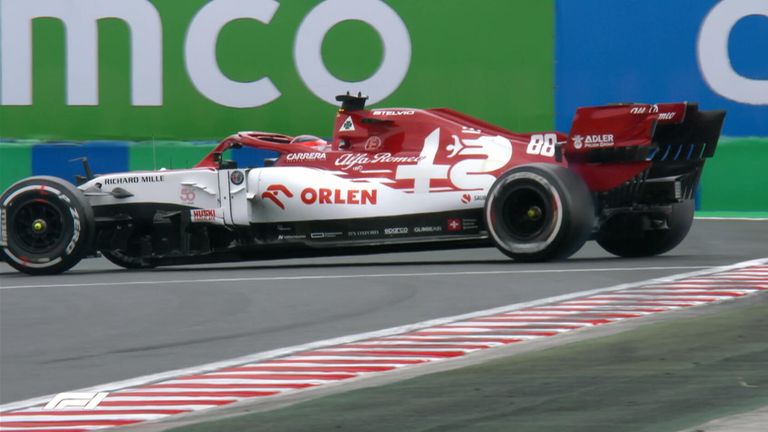 Robert Kubica spins