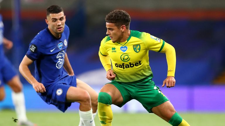 Mateo Kovacic of Chelsea (L) and Max Aarons of Norwich City compete for the ball during the Premier League match at Stamford Bridge 