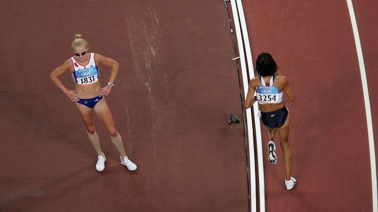 Radcliffe made the choice to contest the 10,000m final a few days after her marathon turmoil in Athens