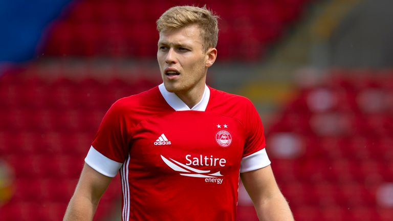 Aberdeen striker Sam Cosgrove in action during the pre-season friendly against Hibernian