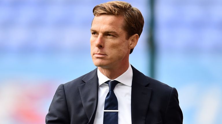 Scott Parker, Manager of Fulham is seen prior the Sky Bet Championship match between Wigan Athletic and Fulham at DW Stadium on July 22, 2020 in Wigan, England. Football Stadiums around Europe remain empty due to the Coronavirus Pandemic as Government social distancing laws prohibit fans inside venues resulting in all fixtures being played behind closed doors.