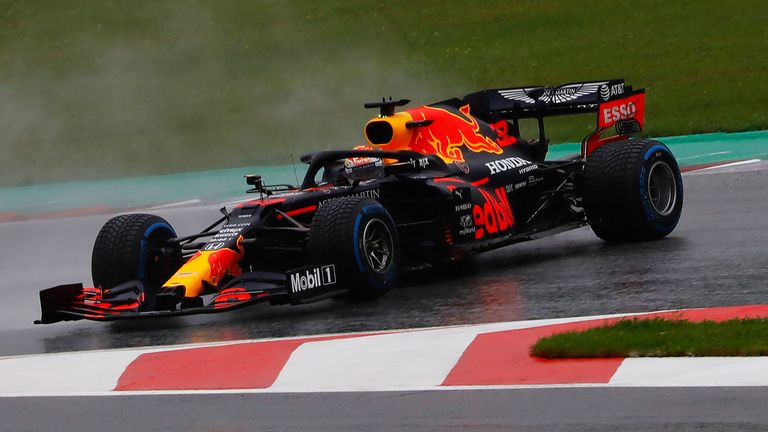 Max Verstappen of the Netherlands driving the (33) Aston Martin Red Bull Racing RB16 spins during qualifying for the Formula One Grand Prix of Styria at Red Bull Ring on July 11, 2020 in Spielberg, Austria. 